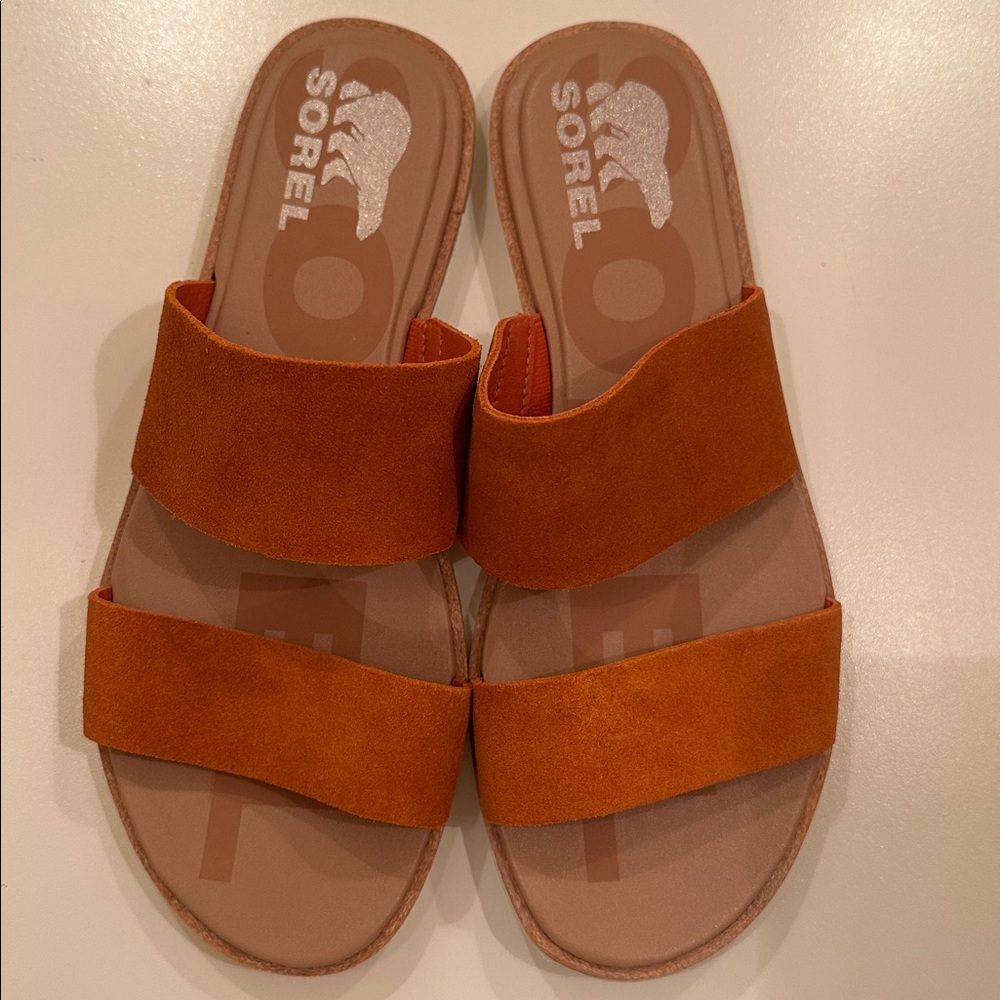 New SOREL Orange Suede Women's Slide Sandals. SIZE 7.5.